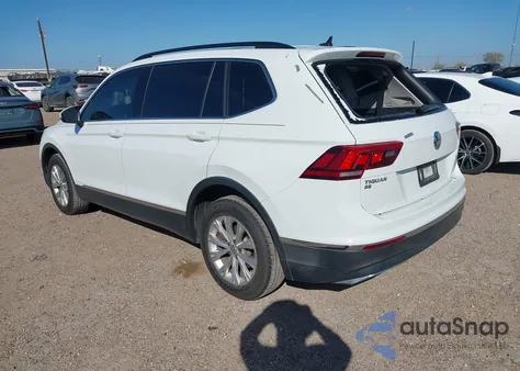 2018 Volkswagen Tiguan 2.0T Se/2.0T Sel z USA, uszkodzony, nr VIN 3VV3B7AX9JM072214